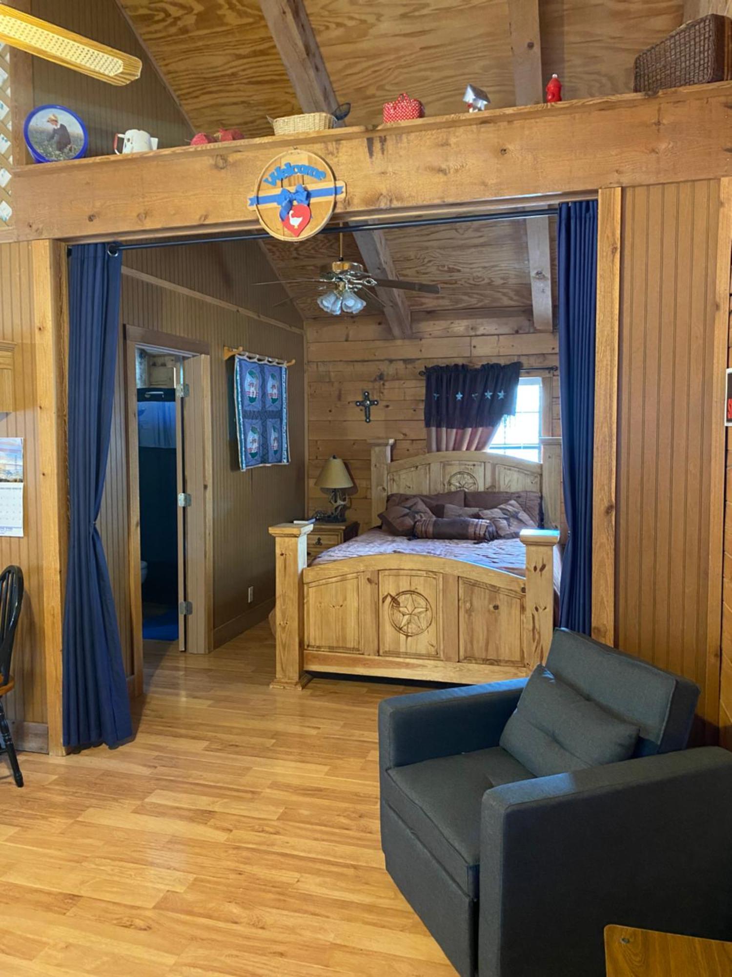 A Peace Of Heaven Cabins And Rv Vanderpool Exteriér fotografie